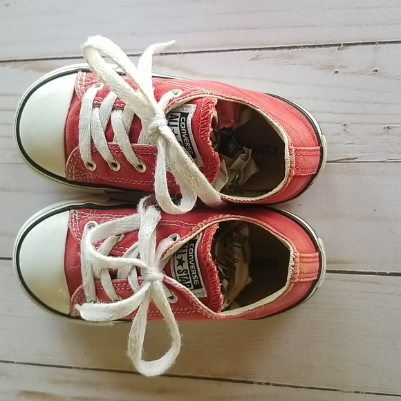 Red converse all star chucks size 8 - Picture 2 of 8